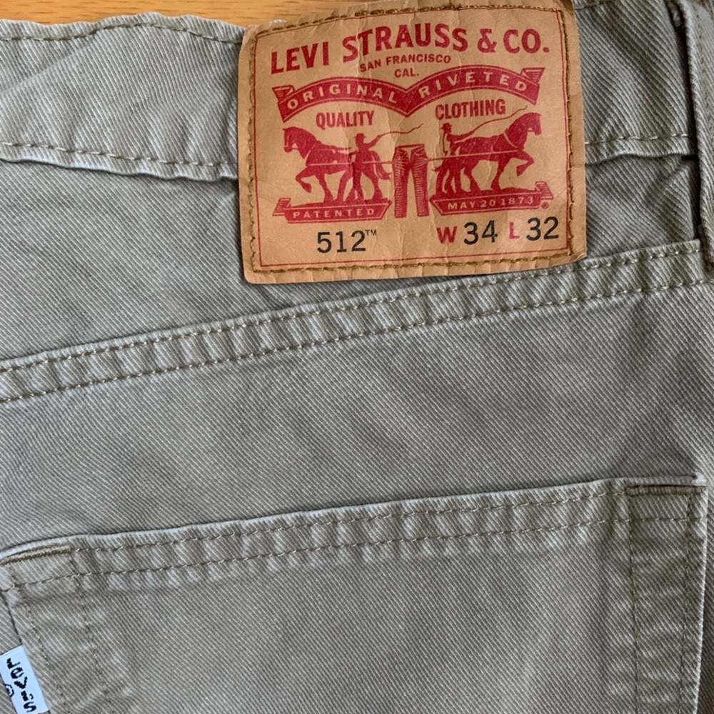 Levi’s chino 512 size 34x32
